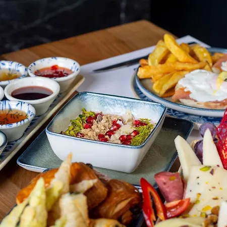 Porto Club (adults Only) מלון