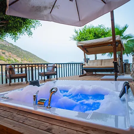 מלון Porto Club (adults Only) אלאניה